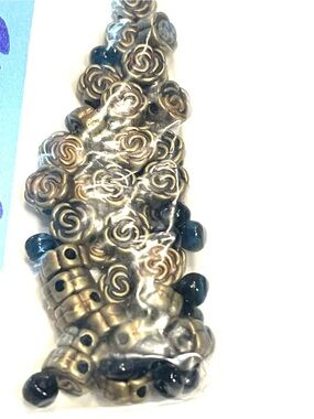 35 Bronze Floral Disc Beads